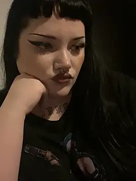 Gothicsiren online show from 01.05.25