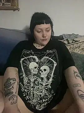 Gothicsiren online show from 01.22.25