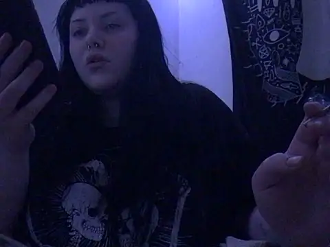 Gothicsiren online show from 01.25.25