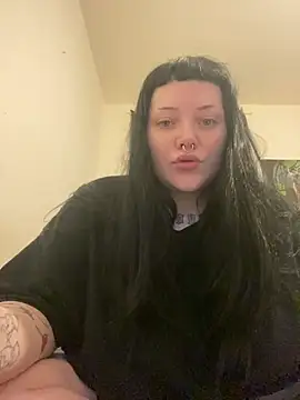 Gothicsiren online show from 02.26.25