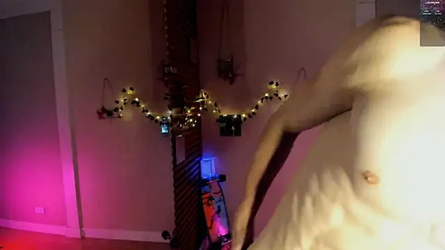 Snapshot of devil_fts chatting on 02.04.25 devil fts online show from 02.04.25