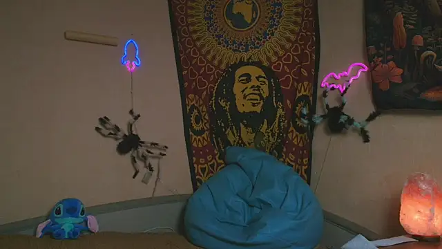 Snapshot of devil_fts chatting on 09.28.25 devil fts online show from 09.28.25