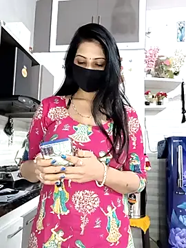 Snapshot of Best-Couple chatting on 02.06.26 Best-Couple online show from 02.06.26