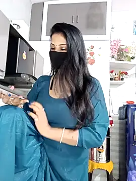 Snapshot of Best-Couple chatting on 02.11.26 Best-Couple online show from 02.11.26