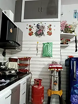 Snapshot of Best-Couple chatting on 02.16.26 Best-Couple online show from 02.16.26