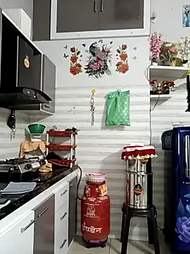 Snapshot of Best-Couple chatting on 02.27.26 Best-Couple online show from 02.27.26