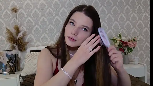 Nellie Medina online show from 01.05.25