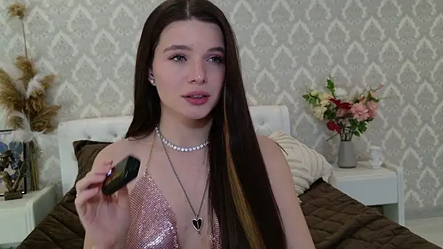 Nellie Medina online show from 01.19.25