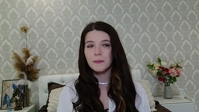 Nellie Medina online show from 01.26.25