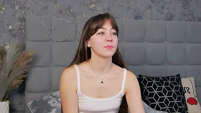 Snapshot of TheEmma chatting on 01.17.25 TheEmma online show from 01.17.25