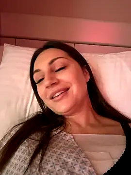 claraxjoyy online show from 10.23.25