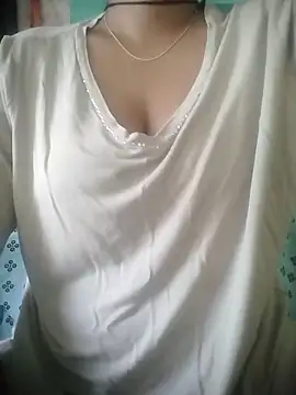 Snapshot of muskan-Sharma chatting on 10.15.25 muskan-Sharma online show from 10.15.25