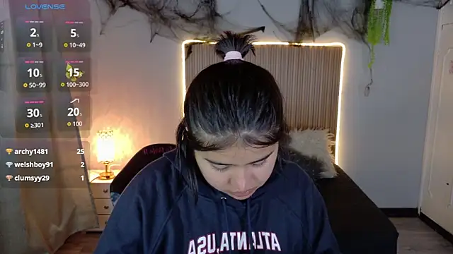 michell petty01 online show from 10.28.25