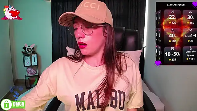 Qadesh Boix online show from 10.21.25