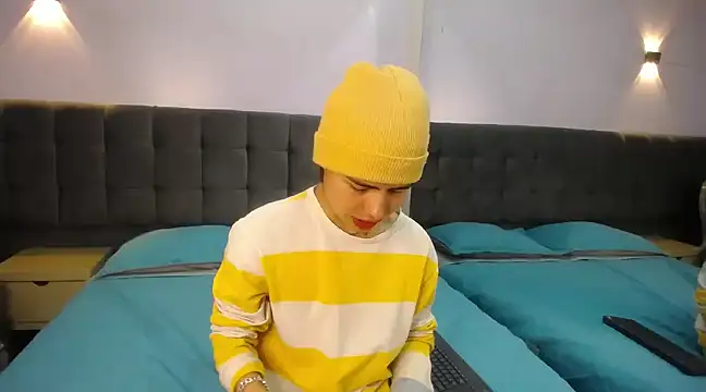 CollinStone online show from 01.20.25