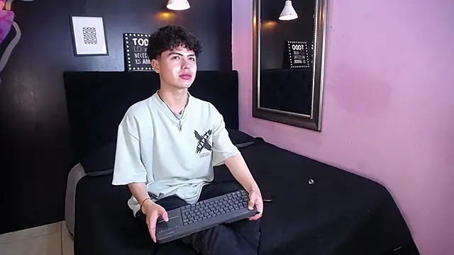 CollinStone online show from 10.13.25