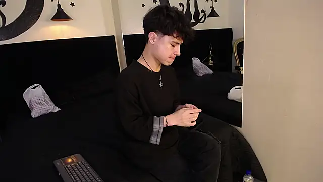 CollinStone online show from 10.19.25