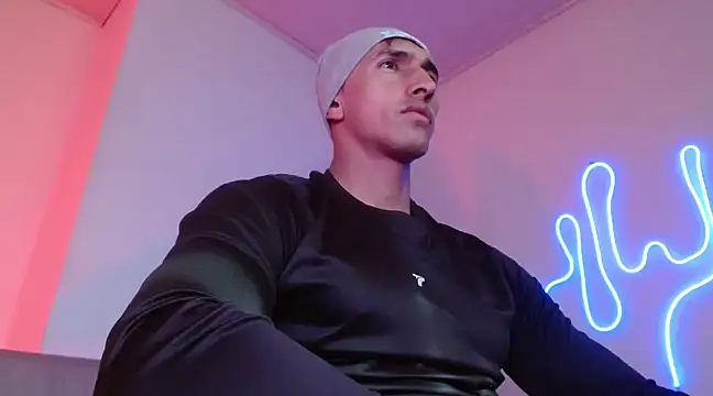 Joylopez fit online show from 01.20.25