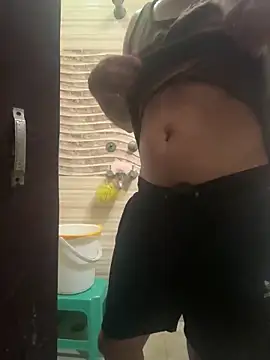 Snapshot of skyisthelimit12 chatting on 09.11.25 skyisthelimit12 online show from 09.11.25