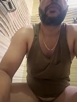 Snapshot of skyisthelimit12 chatting on 10.08.25 skyisthelimit12 online show from 10.08.25