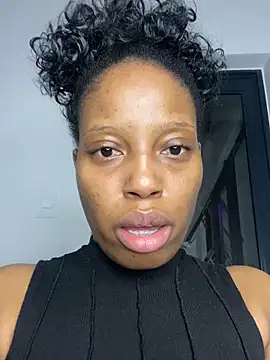 Thando04 online show from 09.19.25