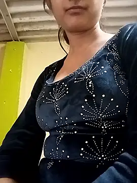 Snapshot of Piya_Ji chatting on 03.08.25 Piya Ji online show from 03.08.25