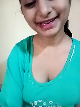 Snapshot of Piya_Ji chatting on 10.16.25 Piya Ji online show from 10.16.25