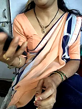 lovelygirl4567 online show from 01.06.26