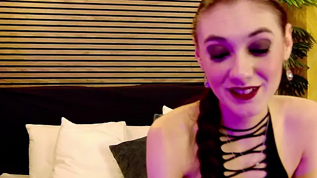 SamaraSinn online show from 01.31.25