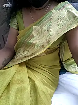 Snapshot of Tamil_Vishalini chatting on 01.01.25 Tamil Vishalini online show from 01.01.25