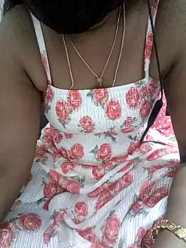 Snapshot of Tamil_Vishalini chatting on 01.16.25 Tamil Vishalini online show from 01.16.25