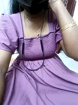 Snapshot of Tamil_Vishalini chatting on 01.22.25 Tamil Vishalini online show from 01.22.25