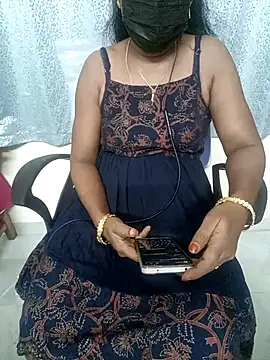 Snapshot of Tamil_Vishalini chatting on 02.19.25 Tamil Vishalini online show from 02.19.25