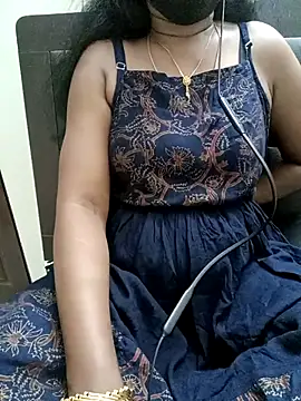 Snapshot of Tamil_Vishalini chatting on 03.06.25 Tamil Vishalini online show from 03.06.25