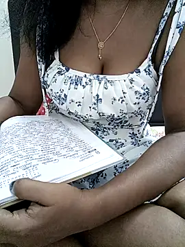 Tamil Vishalini online show from 04.25.26