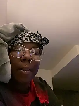 DamnBubbles online show from 02.11.25