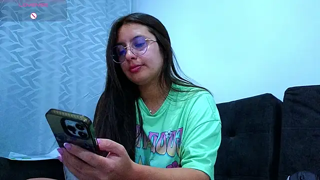 Snapshot of Gretta_Hot chatting on 02.18.25 Gretta Hot online show from 02.18.25