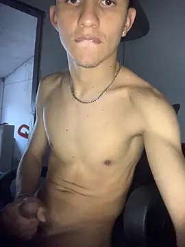 gabrielzinnnn085 online show from 11.05.25