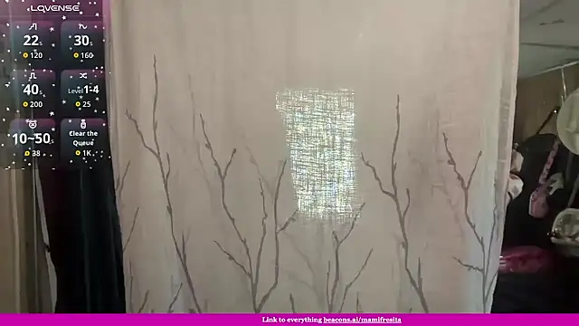 Snapshot of mamifresita chatting on 02.18.26 mamifresita online show from 02.18.26