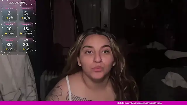 Snapshot of mamifresita chatting on 04.20.26 mamifresita online show from 04.20.26
