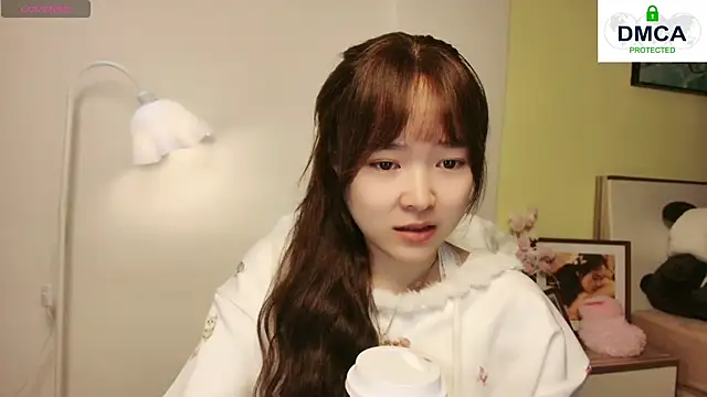 Snapshot of Chenjing0 chatting on 02.15.25 Chenjing0 online show from 02.15.25