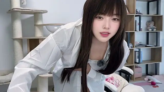 Chenjing0 online show from 05.17.26