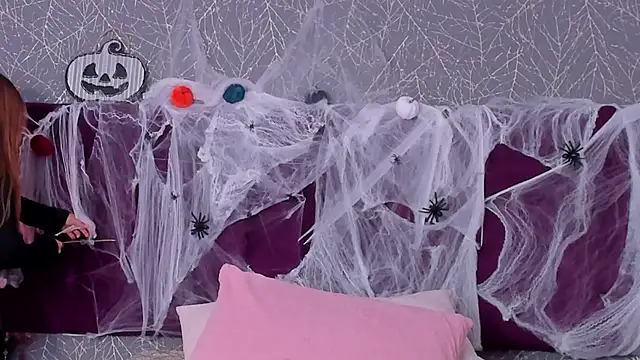 Snapshot of LiaCathaleya chatting on 10.10.25 LiaCathaleya online show from 10.10.25