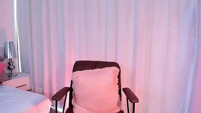 LiaCathaleya online show from 02.11.26