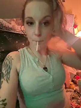 Snapshot of damselaintstressn chatting on 10.24.25 damselaintstressn online show from 10.24.25