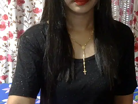 Snapshot of Sweet_Reshma chatting on 10.26.25 Sweet Reshma online show from 10.26.25