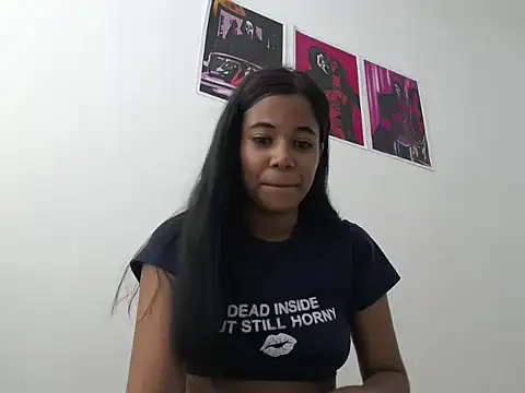 Snapshot of kathypiercee chatting on 09.13.25 kathypiercee online show from 09.13.25