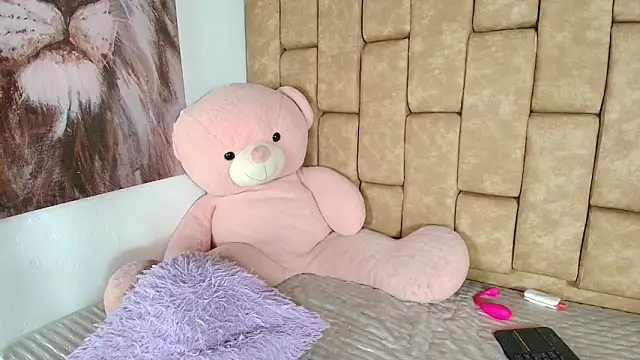 katy handerson online show from 04.12.26