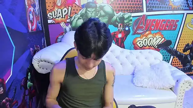 Snapshot of jisuscat chatting on 01.27.25 jisuscat online show from 01.27.25