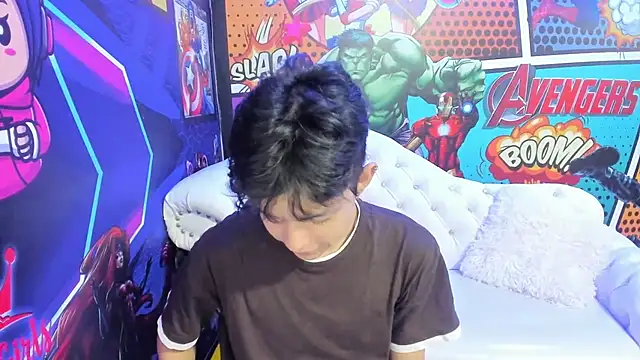 Snapshot of jisuscat chatting on 02.28.25 jisuscat online show from 02.28.25